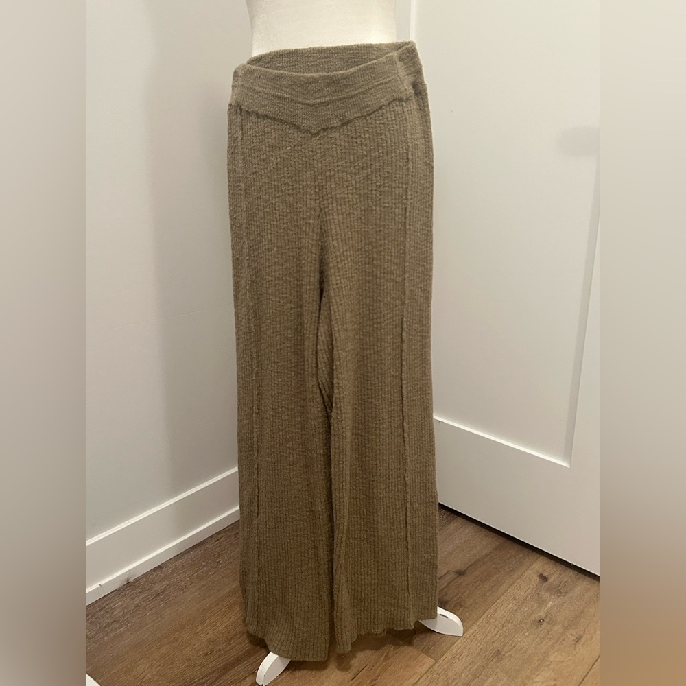 Anthropologie by Paper Label Dalia Crop Knjt ribbed Pant! NWOT Sz S
